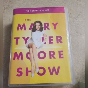 The Mary Tyler Moore Show Complete Series DVD